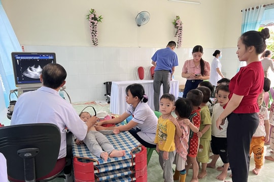 Bệnh viện Đa khoa Vĩnh Đức khám sàng lọc, tầm soát tim miễn phí cho trẻ em