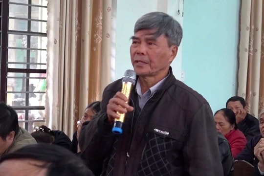 Cử tri xã Đại Hồng kiến nghị khắc phục tình trạng sạt lở núi, sông