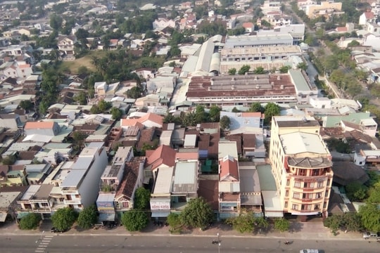 UBND cấp huyện được quyền quyết định giá khởi điểm đấu giá quyền sử dụng đất