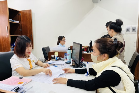 Khẩn trương xử lý hồ sơ trực tuyến quá hạn