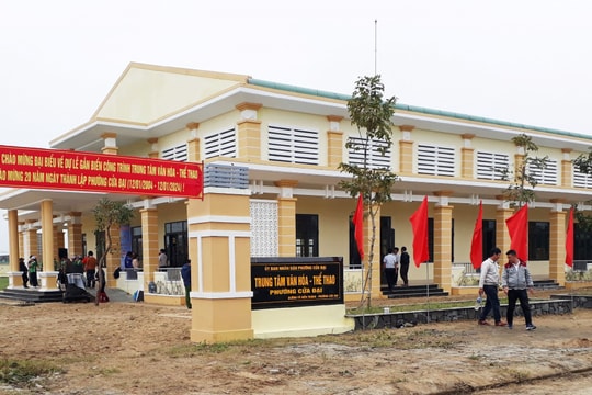 Phường Cửa Đại gắn biển công trình Trung tâm VH-TT phường