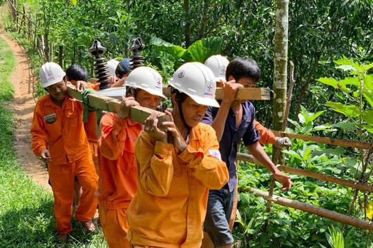 Nỗi niềm... cấp điện ở vùng cao