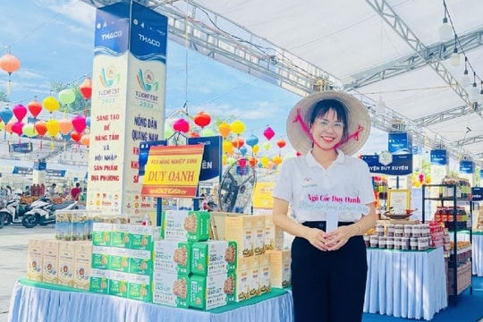 Thơm ngon thanh gạo lứt hạt và rong biển