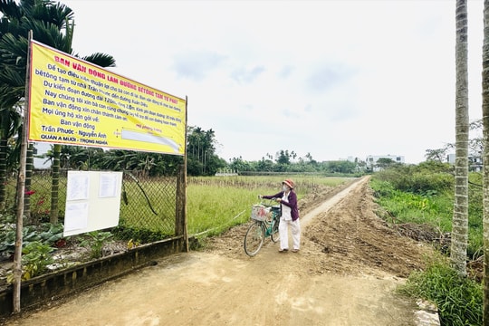 Người dân Nam Phước vận động mở rộng đường tạm đón tết