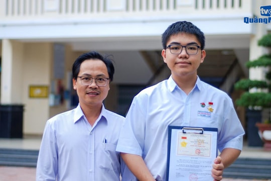 [VIDEO] - Một học sinh ở Quảng Nam nhận huy hiệu "Tuổi trẻ sáng tạo"
