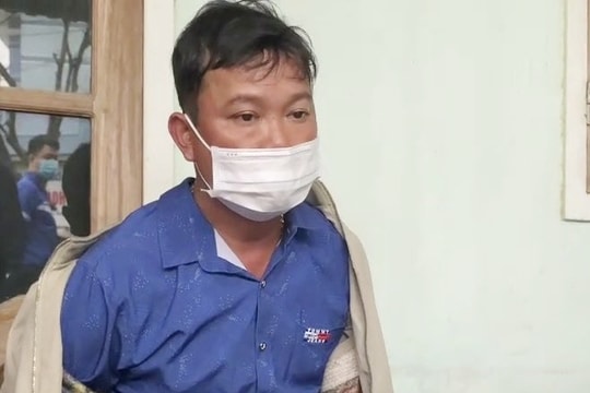 Phá chuyên án, bắt 2 đối tượng mua bán 2 bánh heroin