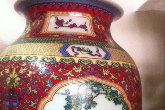 Chữ trên đồ sứ ở Tam Kỳ