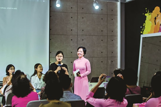 Trương Mỹ Dung: “Sống cho cộng đồng để hiểu về chính mình...”