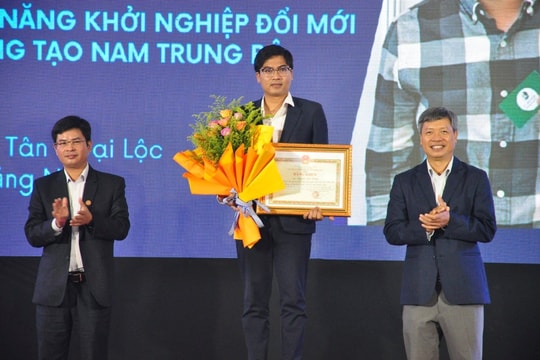 Quốc Vương và công nghệ xử lý nước thải bằng vi tảo