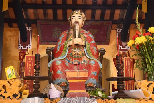 Các vị thần được thờ tự trong các làng xã ở Hội An