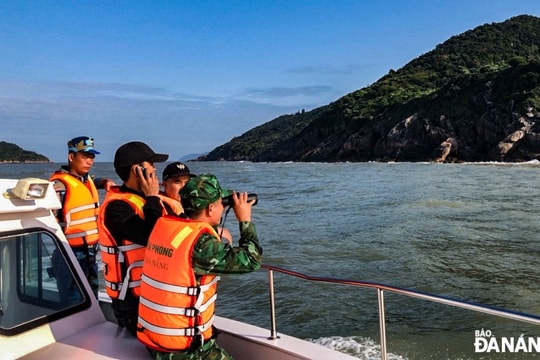 Tìm kiếm nạn nhân mất tích tại khu vực Hòn Cheo