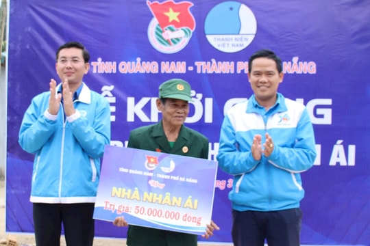 Tổ chức chương trình “Tháng Ba biên giới” tại xã A Nông