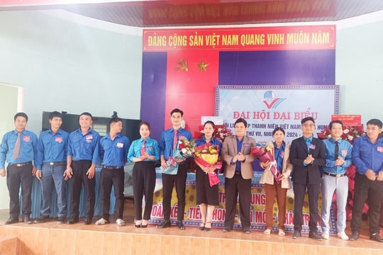 Thanh niên Zà Hung thực hiện 13 công trình cấp xã