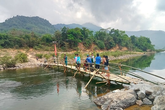 Tuổi trẻ Nam Giang chung tay xây dựng quê hương