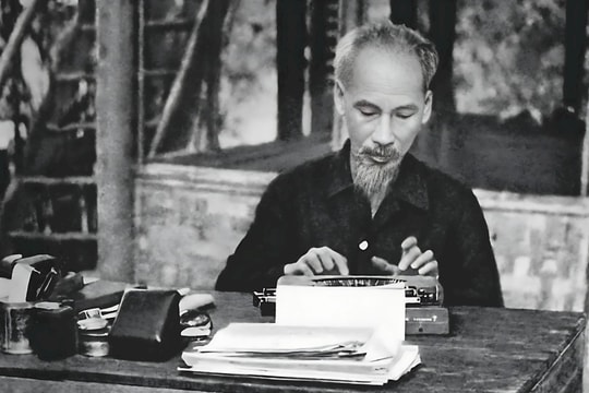 Xây dựng Quảng Nam thành tỉnh phát triển khá: Phát huy giá trị văn hóa, sức mạnh con người