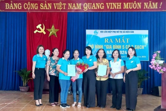 Phụ nữ Điện Bàn ra mắt điểm mô hình “Gia đình 5 có, 3 sạch”