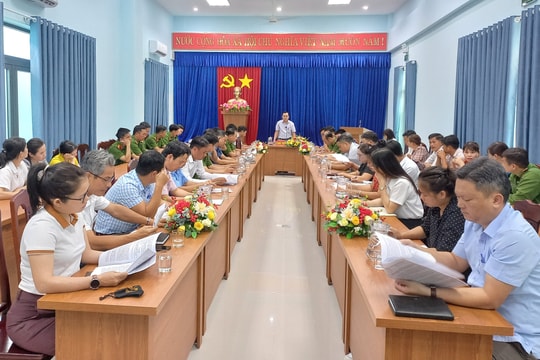 Quế Sơn có 432 người được chi trả an sinh qua tài khoản