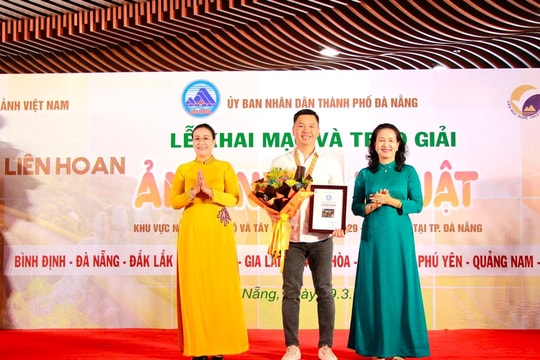 Hơn 2.000 tác phẩm tham dự Liên hoan ảnh nghệ thuật khu vực Nam Trung Bộ và Tây Nguyên