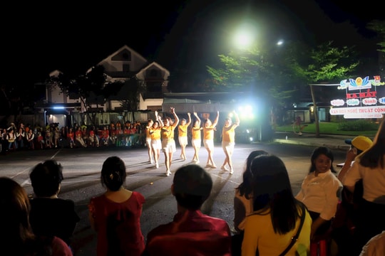 Không gian kết nối thị dân