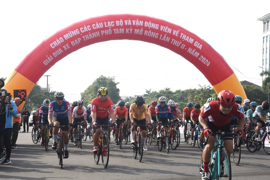 130 vận động viên tranh tài giải Đua xe đạp các câu lạc bộ TP.Tam Kỳ mở rộng