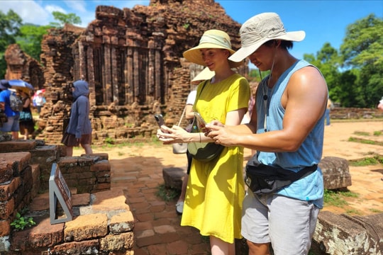 Cần bắt nhịp nhanh với ứng dụng du lịch thông minh