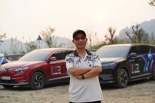 Chủ xe điện rủ nhau “test” khả năng phượt cùng VF 8 dịp nghỉ lễ