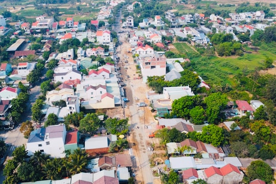 Dang dở nâng cấp tuyến đường nối cầu Nguyễn Duy Hiệu đến cầu Cẩm Kim