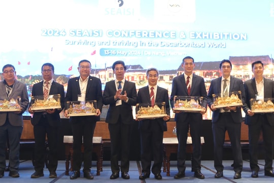 Ngành thép Đông Nam Á chuyển đổi xanh, giảm phát thải carbon