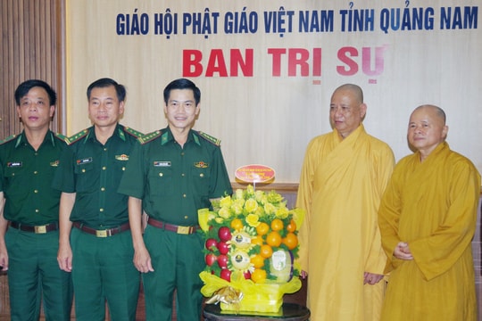 Bộ Chỉ huy Bộ đội Biên phòng Quảng Nam thăm, chúc mừng Đại lễ Phật đản