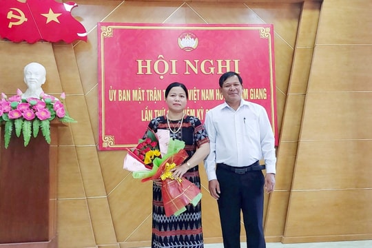 Bà Zơ Râm Thị Hai giữ chức Chủ tịch Ủy ban MTTQ Việt Nam huyện Nam Giang