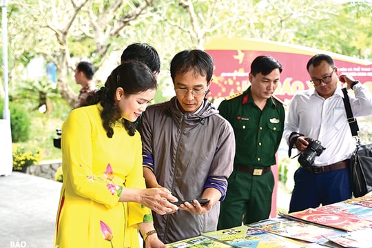 Nhà báo thời 4.0: Cạnh tranh với… bạn đọc