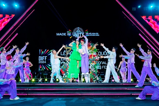 ‏Đêm thứ ba DIFF 2024: Màn so tài pháo hoa đỉnh cao giữa 2 đội Ba Lan - Đức‏