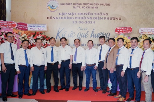 Chủ tịch UBND tỉnh Lê Văn Dũng gặp mặt đồng hương Điện Phương tại TP.Hồ Chí Minh