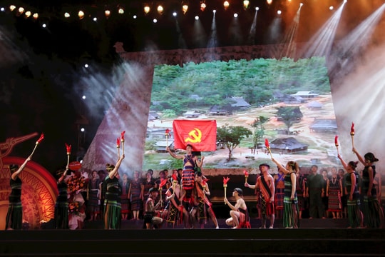 Ủy viên dự khuyết Trung ương Đảng, Bí thư Tỉnh ủy Lương Nguyễn Minh Triết: Quyết tâm đến năm 2025 giảm tỷ lệ hộ nghèo khu vực miền núi còn dưới 10%