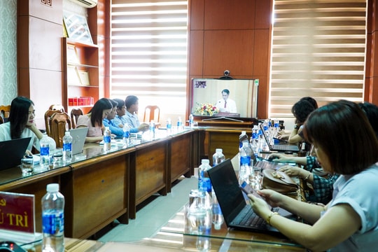 Báo chí tham gia giữ vững trận địa tư tưởng trên không gian mạng