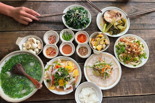 Những bữa cơm nhà