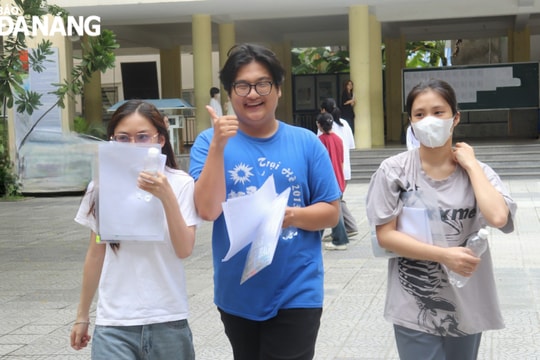 Thí sinh vui mừng vì "trúng tủ" đề thi Ngữ văn