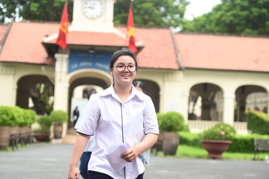 Đáp án tham khảo môn Ngữ văn thi tốt nghiệp THPT 2024