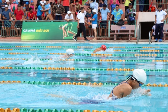 Quảng Nam đoạt giải Nhất toàn đoàn giải bơi “Đường đua xanh” toàn quốc 2024