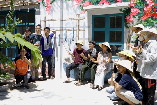 Khôi phục làng bích họa Tam Hải