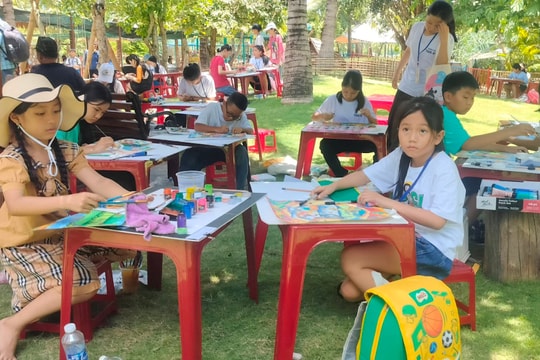 Gần 100 thiếu nhi tham gia hội thi mỹ thuật “Chung tay bảo vệ rừng, bảo vệ động vật hoang dã”