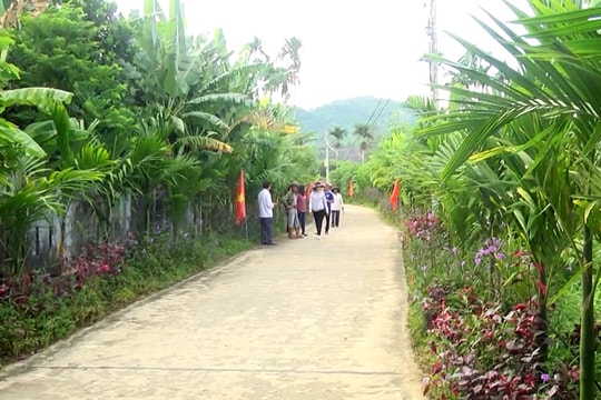 Chi bộ thôn An Long: Mỗi quý làm một việc thiết thực