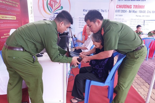 Được tận tình giúp đỡ làm Căn cước, người Quảng xa quê viết thư cảm ơn tổ công tác Công an tỉnh