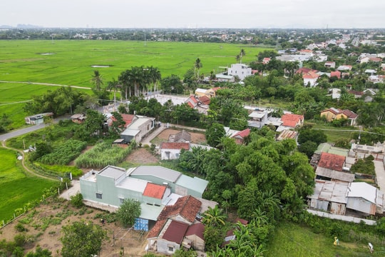 Trở lại những vùng “đất lửa” - Bài 2: Đất thép dưới mưa bom
