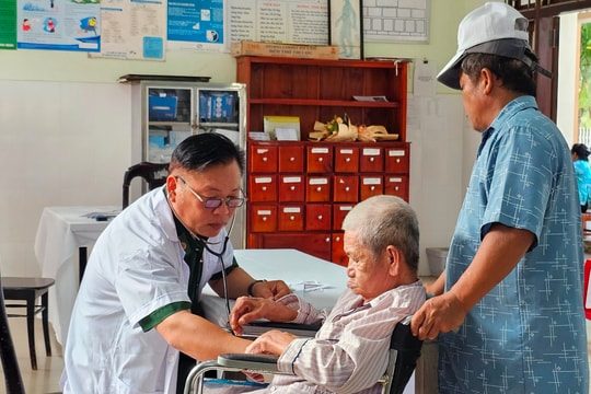 Khám bệnh gần 200 đối tượng chính sách xã Tam Thanh