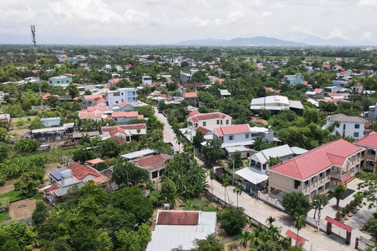 Xóm Rừng, anh hùng tiếp nối anh hùng