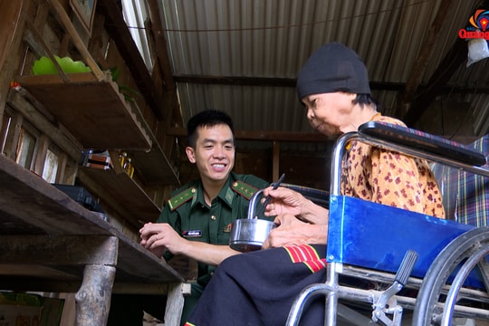 Con lại về bên mẹ