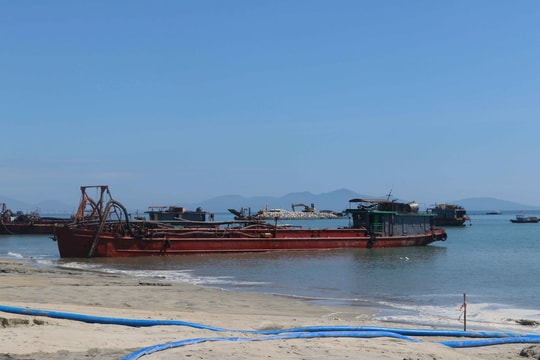 Điều chỉnh dự án kè chống xói lở khẩn cấp bờ biển Cửa Đại