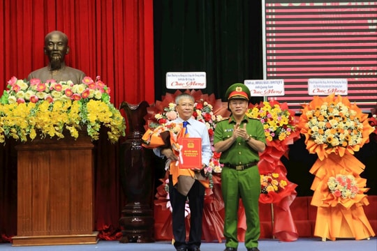 Bí thư Tỉnh ủy Lương Nguyễn Minh Triết: “Đồng chí Nguyễn Đức Dũng đã có nhiều đóng góp cống hiến cho hoạt động của Công an tỉnh trong suốt thời gian đảm nhận các chức vụ"