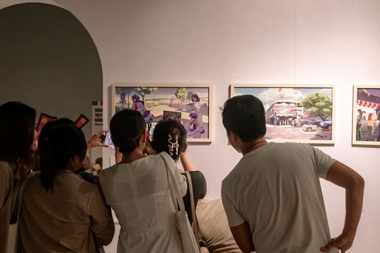 Triển lãm nghệ thuật "Rong Rao": Cuộc hội ngộ văn hóa đường phố và nghệ thuật đa phương tiện